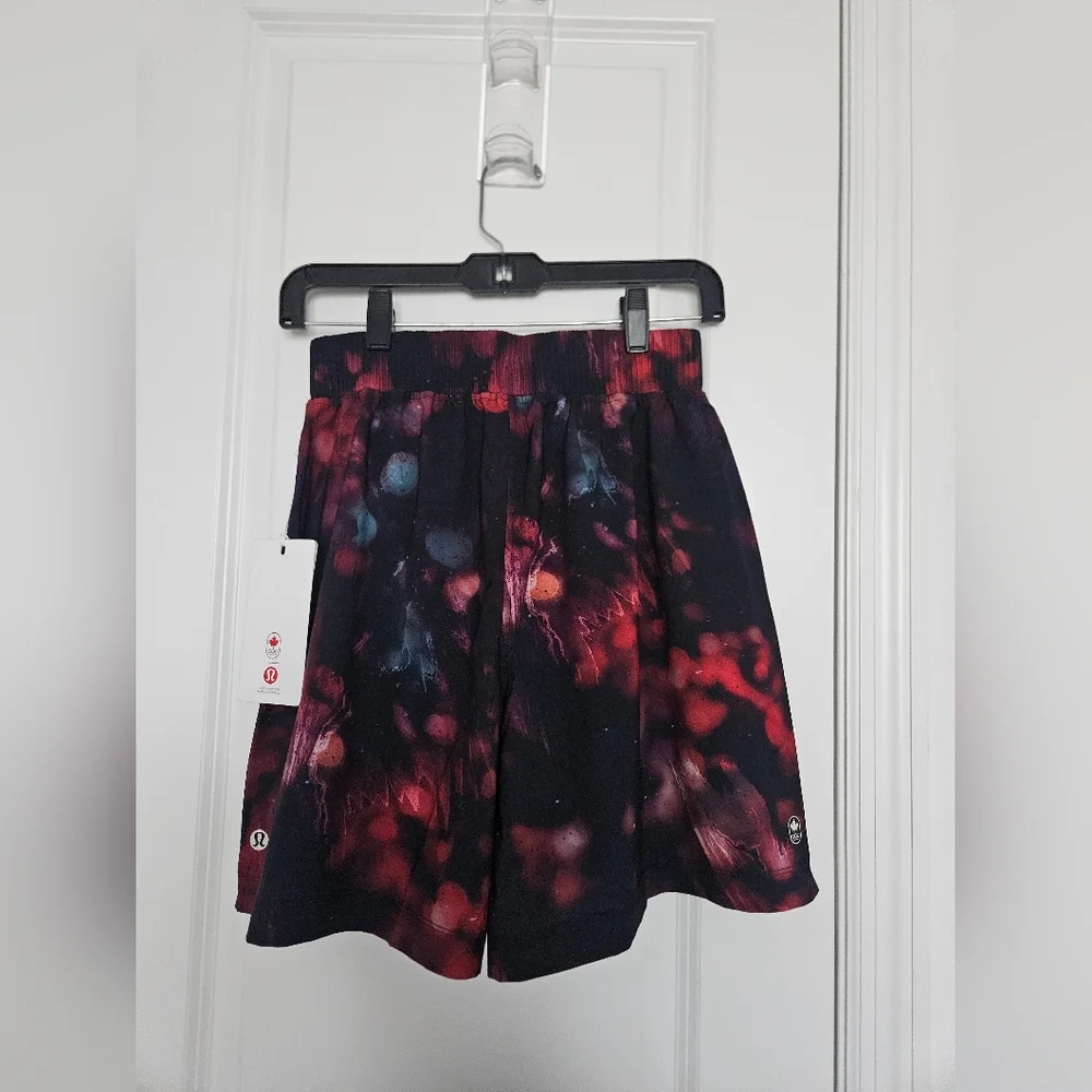 NWT RARE Lululemon Team Canada Swift High-Rise Short 6.5